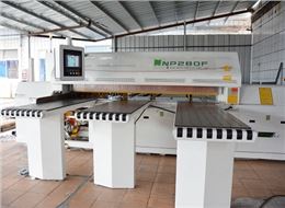 大型開料機(jī)